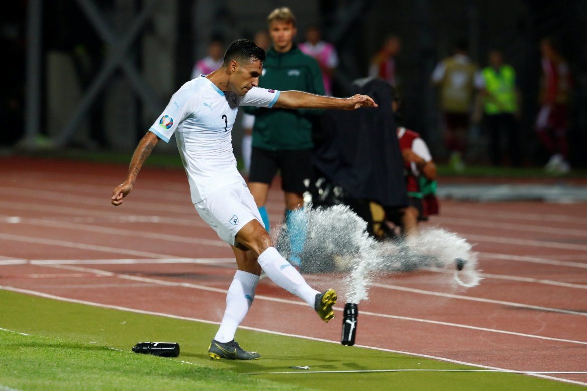 Tottenham miss out on last-minute loan move for Eran Zahavi